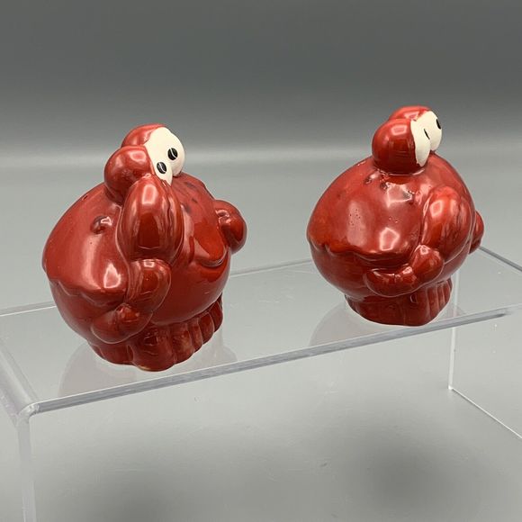 Nautical Beach Whimsical Smiling Red Crabs Salt Pepper Shaker Set With Stoppers - Picture 7 of 10